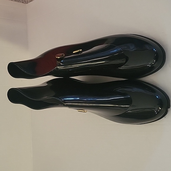 Patten Place Shoe Cover Boots - Picture 2 of 15